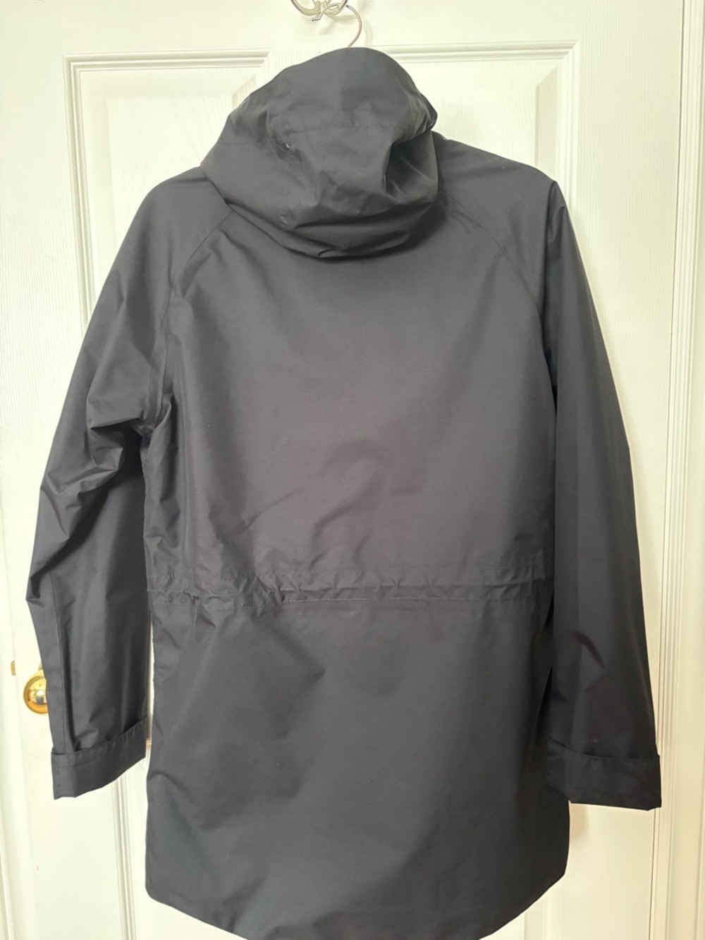 Helly Hansen Black Hooded rain coat - Picture 3 of 6